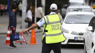 Bakan Yerlikaya, haftalık trafik denetimi verilerini açıkladı