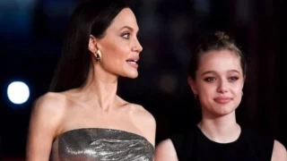 Angelina Jolie ve Brad Pitt’in kızı Shiloh babasının soyadından vazgeçti