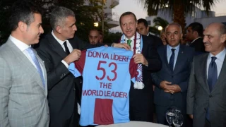 Cumhurbaşkanı Erdoğan'dan yeni TFF Başkanı İbrahim Hacıosmanoğlu'na tebrik