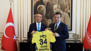 Fenerbahçe Başkanı Ali Koç, İBB Başkanı Ekrem İmamoğlu'nu ziyaret etti