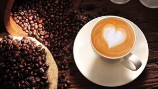 Kahve içmenin saatleri ve uykuya etkisi: Uzmanlar ne diyor?