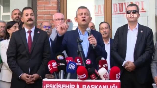 Özgür Özel: Darbe halkın seçtiklerini işlevsiz kılmaktır. Şimdi yaşanan mali darbe girişimidir