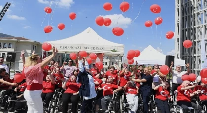 Engelli bireyler 30 Ağustos Zafer Bayramını coşkuyla kutladı