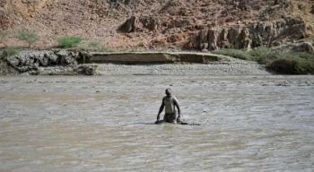 Sudan’da savaştan zarar gören baraj şiddetli yağışlar sebebiyle patladı, 60 kişi hayatını kaybetti