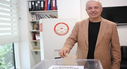 AK Parti Karşıyaka İlçe Başkanı Av. Selahattin KÖSE 8. Olağan İlçe Delege seçimlerini büyük bir katılım ve coşku ile tamamladıklarını söyledi.