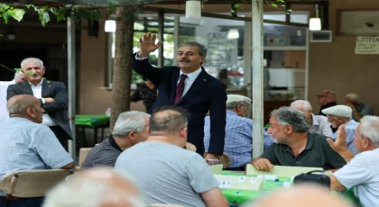 Başkan Alemdar Sakarya’da vatandaşlarla kucaklaşıyor