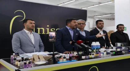 Başkan Arı: “Buklet fabrikamız belediyemize ciddi ekonomik katkı ve şehre istihdam sağlayacak”