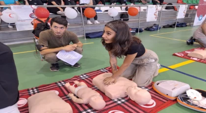 Bursa’da Türk Kızılay’dan ’ilk yardım’ için örnek etkinlik