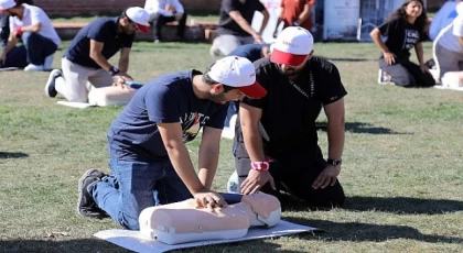 Çankaya’da Dünya İlk Yardım Günü’nde farkındalık eğitimi.