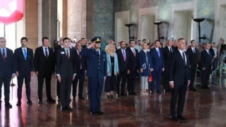 İbrahim Hacıosmanoğlu ve TFF heyetinden Anıtkabir'e ziyaret