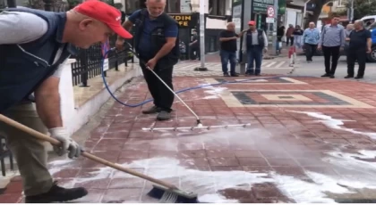 Karacabey’de temizlik çalışmaları sürüyor