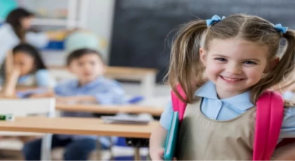 Okula uyum sürecinde doğru yaklaşım tüyoları... İlk gün stresine karşı öneriler