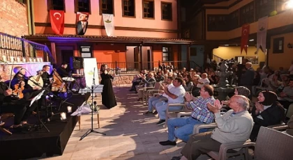 Şadırvanlı Han Avlu Buluşmaları muhteşem bir konser ile başladı