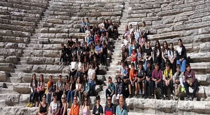 Antalya Büyükşehir’den Cumhuriyet Haftasında Çocuklara Aspendos-Side Tanıtım Gezisi