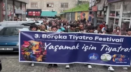 Artvin Borçka’da Tiyatro Festivali ile üçüncü buluşma