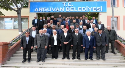 Başkan Er Arguvan’ı ziyaret etti