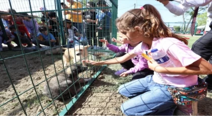 İnegöl’de hayvanları koruma gününe renkli kutlama