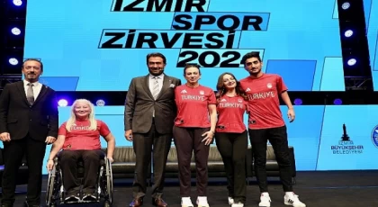 İz bırakan sporcular İzmir Spor Zirvesi’nde