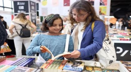 Kitap tutkunu Melis’ten örnek davranış