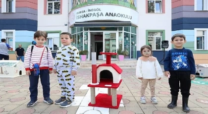 Minik Ellerden Can Dostları İçin Büyük İş