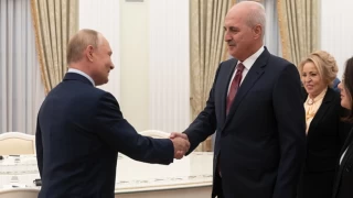 Rusya Devlet Başkanı Putin, TBMM Başkanı Kurtulmuş ile görüştü