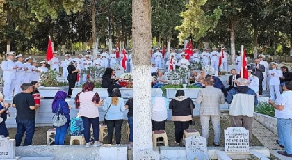 Şehit Deniz Akdeniz Gölcük’te Kabri Başında Dualarla Anıldı