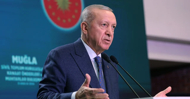 Cumhurbaşkanı Erdoğan: Muhalefet samimi çağrılarımıza kulak tıkasa da demokratik, kuşatıcı ve özgürlükçü bir anayasaya ihtiyacımız var