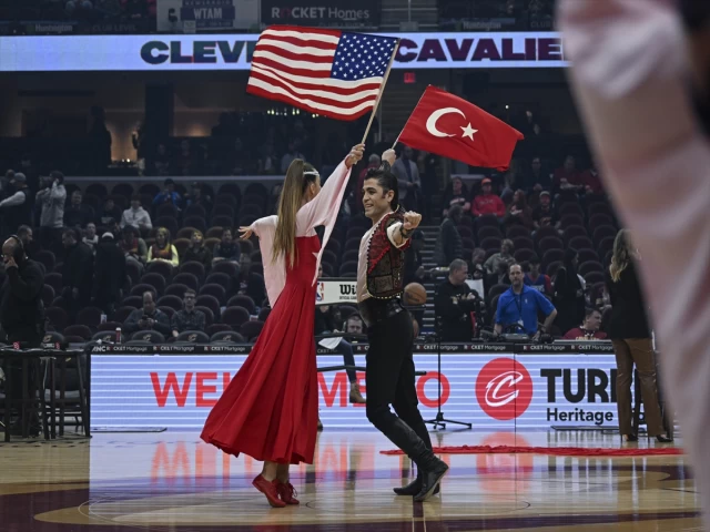 NBA maçı Türk Kültür Mirası Gecesi etkinlikleriyle renklendi