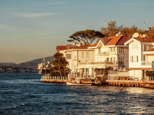 İstanbul Boğazı’ndaki yalılar ve sahipleri