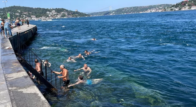 İstanbul’da serinlemek isteyenler sahil ve parkları tercih etti