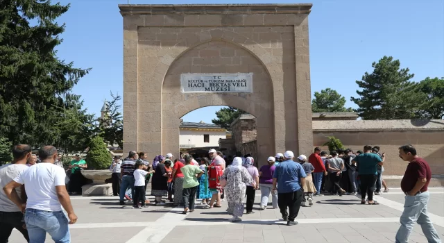 Hacıbektaş’ta kutsal kabul edilen mekanlarda yoğunluk yaşanıyor