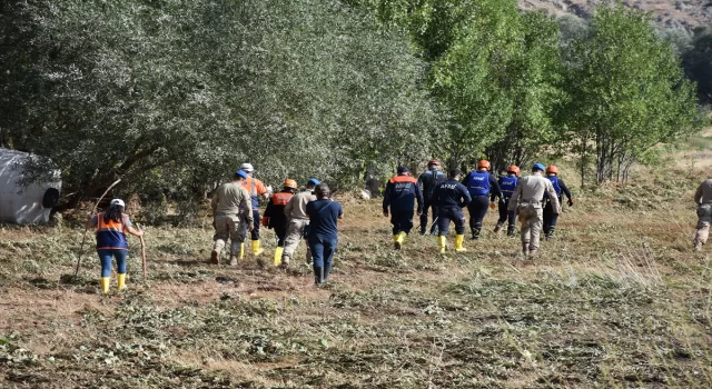 Aksaray’daki sel sonrası kaybolan bebek için arama kurtarma çalışmaları sürüyor