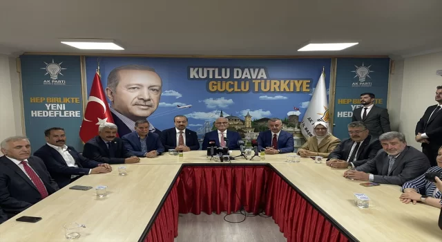 AK Parti Genel Başkan Yardımcısı Yılmaz, Kocaeli’de partililerle buluştu: