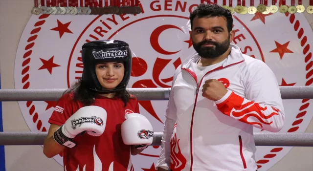 Ağrılı Sibel, zayıflamak için başladığı muaythaide 4 yılda dünya ikincisi oldu