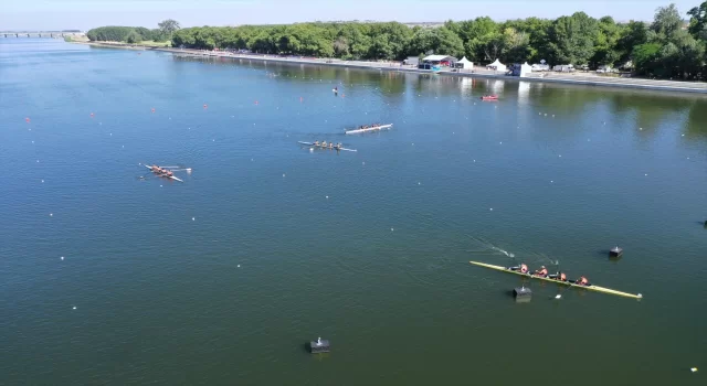 Gençler Türkiye Kürek Kupası son gün müsabakaları Meriç Nehri’nde başladı