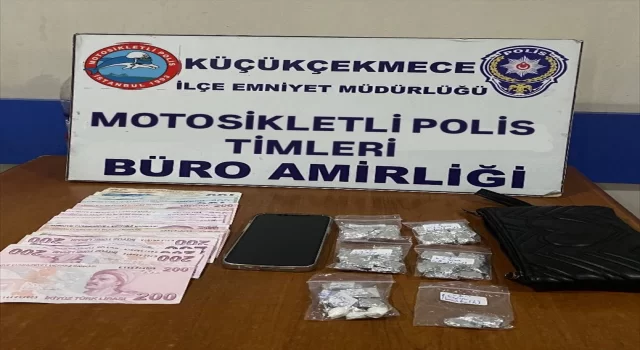 Küçükçekmece’de aracında uyuşturucuyla yakalanan şüpheli tutuklandı