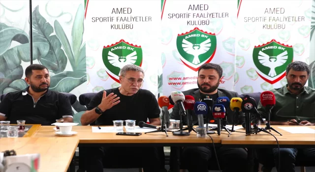 Amed Sportif Faaliyetler Teknik Direktörü Ersun Yanal, gazetecilerle buluştu