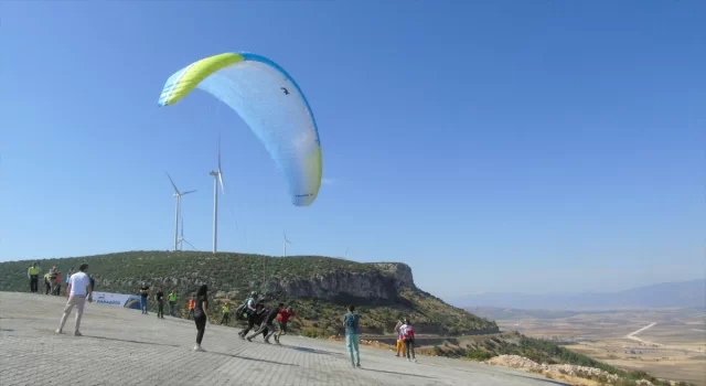 Gaziantep’te Yamaç Paraşütü Festivali başladı