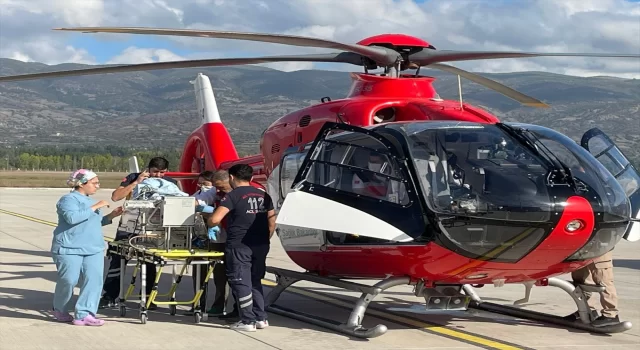 Tokat’ta 22 günlük bebek ambulans helikopterle Ankara’ya sevk edildi