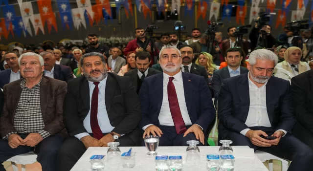 Çalışma ve Sosyal Güvenlik Bakanı Işıkhan, Diyarbakır’da AK Parti Sur İlçe Kongresi’nde konuştu: 