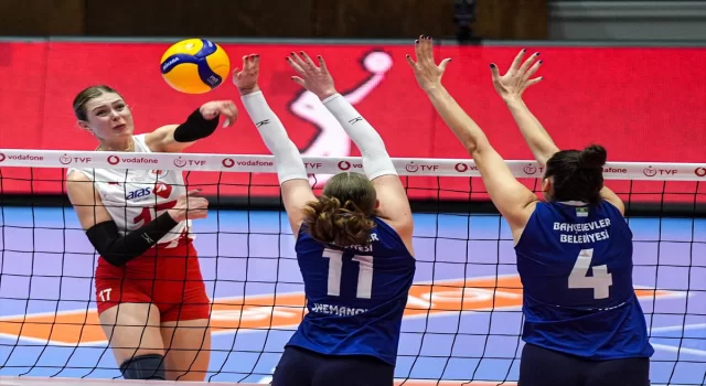 Voleybol: Vodafone Sultanlar Ligi