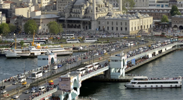 Galata Köprüsü'nde asfalt yenileme çalışması başladı: 40 gün sürecek