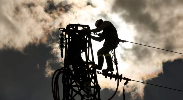 İstanbul'un 20 ilçesinde elektrik kesintisi: Saatlerce sürecek