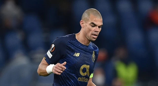 Pepe, UEFA Şampiyonlar Ligi tarihinin gol atan en yaşlı futbolcusu oldu