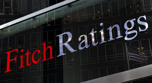 Fitch'ten Türk bankalara kart borcu uyarısı