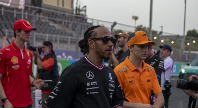 F1 pilotu Lewis Hamilton'dan Gazze'de yaşananlara tepki