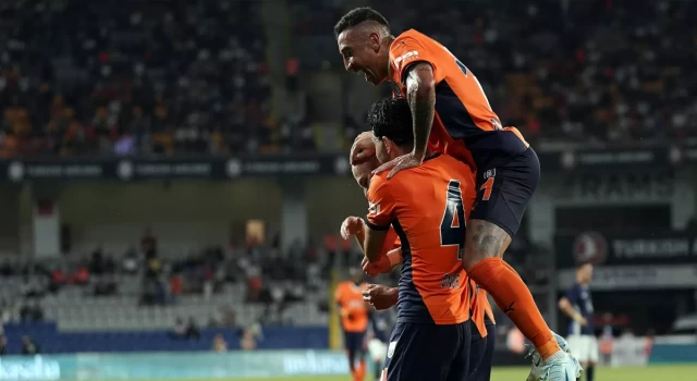 RAMS Başakşehir, UEFA Konferans Ligi ikinci eleme turu ilk maçında La Fiorita'yı 6-1 mağlup etti