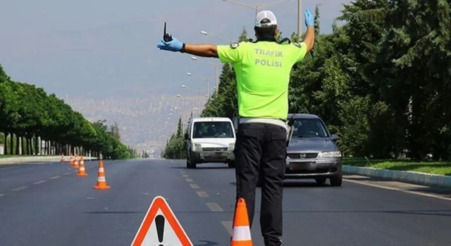 Bir haftada 2 milyona yakın araç denetlendi