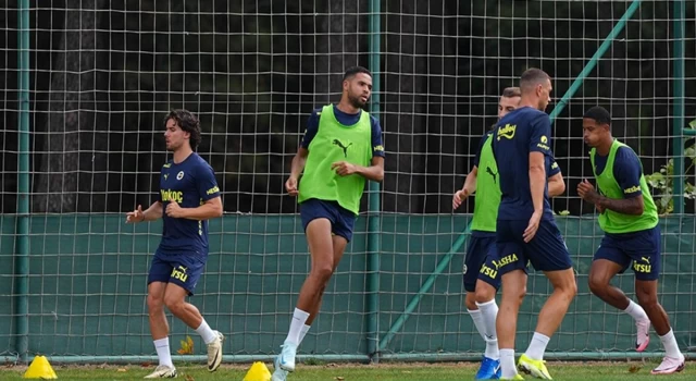 Fenerbahçe ligin ilk hatasında yarın Adana Demirspor'u konuk edecek