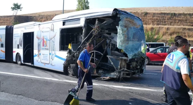 Metrobüs kazasında beş kişiye tutuklama talebi